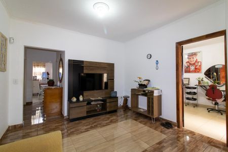 Casa à venda com 391m², 4 quartos e 2 vagasSala