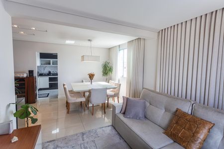 Sala de apartamento à venda com 3 quartos, 95m² em Ipiranga, Belo Horizonte