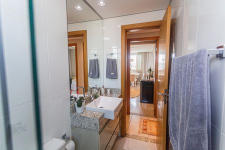 Apartamento à venda com 95m², 3 quartos e 3 vagasBanheiro Social