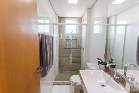 Apartamento à venda com 95m², 3 quartos e 3 vagasBanheiro Social