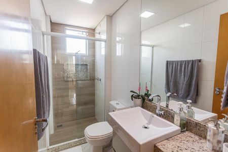 Apartamento à venda com 95m², 3 quartos e 3 vagasBanheiro Social