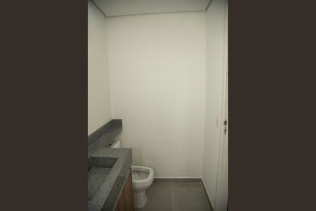 Apartamento para alugar com 30m², 1 quarto e sem vaga Apartamento para alugar com 30m², 1 quarto e sem vagaBanheiro da Suíte