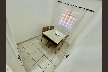 Casa à venda com 77m², 3 quartos e 1 vaga Casa à venda com 77m², 3 quartos e 1 vagaSala de Jantar