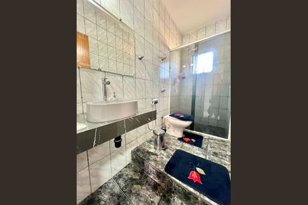 Casa à venda com 77m², 3 quartos e 1 vaga Casa à venda com 77m², 3 quartos e 1 vagaBanheiro Social