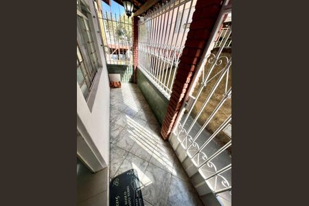 Varanda da Sala de casa à venda com 3 quartos, 77m² em Santa Monica, Belo Horizonte