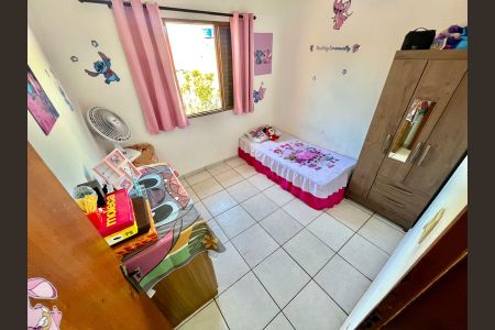 Casa à venda com 77m², 3 quartos e 1 vaga Casa à venda com 77m², 3 quartos e 1 vagaQuarto 2