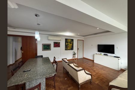 Apartamento à venda com 108m², 3 quartos e 1 vagaSala