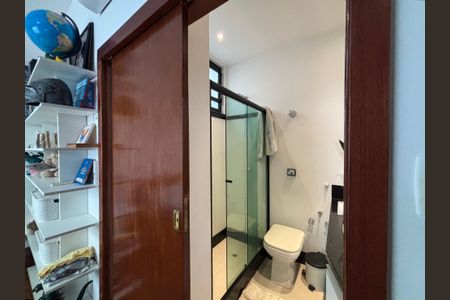Apartamento à venda com 108m², 3 quartos e 1 vagaBanheiro da Suíte 1