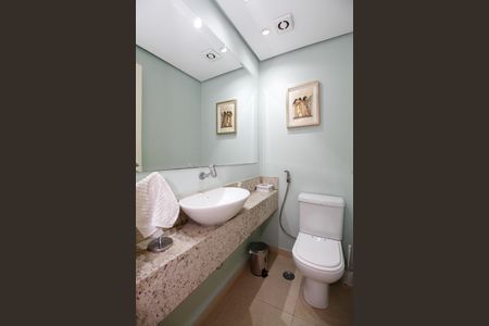 Apartamento à venda com 120m², 4 quartos e 2 vagas Apartamento à venda com 120m², 4 quartos e 2 vagasLavabo