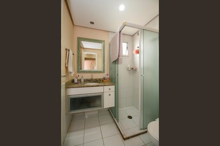 Apartamento à venda com 120m², 4 quartos e 2 vagas Apartamento à venda com 120m², 4 quartos e 2 vagasBanheiro Social