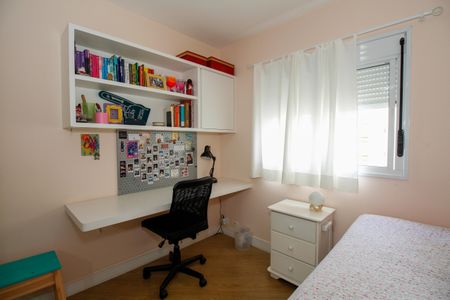 Apartamento à venda com 120m², 4 quartos e 2 vagas Apartamento à venda com 120m², 4 quartos e 2 vagasQuarto 2