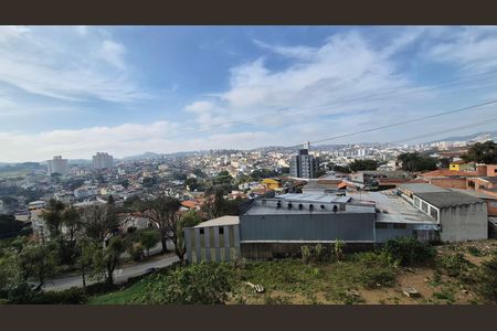 Vista da Lavanderia de apartamento para alugar com 1 quarto, 35m² em Vila Vitória, Santo André