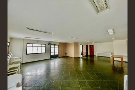 Apartamento à venda com 97m², 3 quartos e 2 vagas Apartamento à venda com 97m², 3 quartos e 2 vagasÁrea comum -Salão de Festas