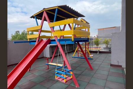 Apartamento à venda com 97m², 3 quartos e 2 vagas Apartamento à venda com 97m², 3 quartos e 2 vagasPlayground