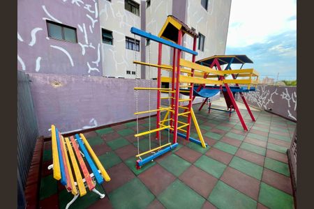 Apartamento à venda com 97m², 3 quartos e 2 vagas Apartamento à venda com 97m², 3 quartos e 2 vagasPlayground