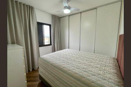 Apartamento à venda com 97m², 3 quartos e 2 vagas Apartamento à venda com 97m², 3 quartos e 2 vagasSuíte