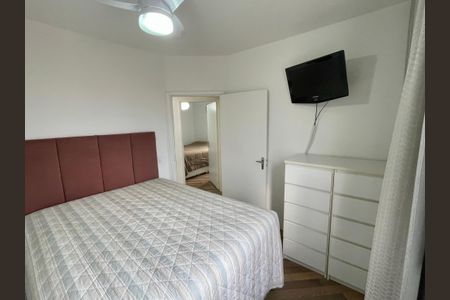 Apartamento à venda com 97m², 3 quartos e 2 vagas Apartamento à venda com 97m², 3 quartos e 2 vagasSuíte