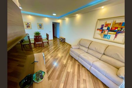 Apartamento à venda com 97m², 3 quartos e 2 vagas Apartamento à venda com 97m², 3 quartos e 2 vagasSala