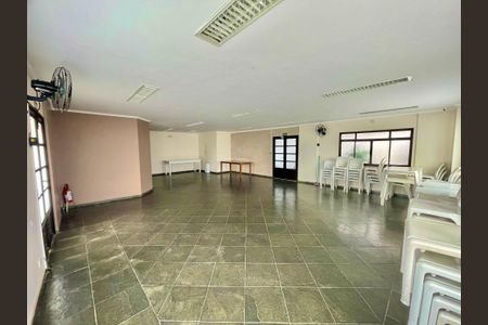 Apartamento à venda com 97m², 3 quartos e 2 vagas Apartamento à venda com 97m², 3 quartos e 2 vagasÁrea comum -Salão de Festas