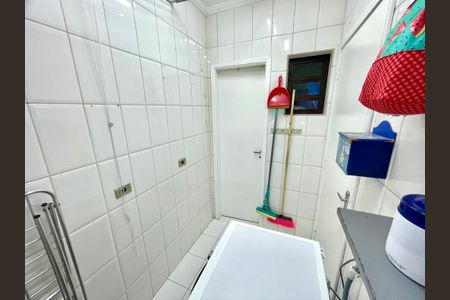 Apartamento à venda com 97m², 3 quartos e 2 vagas Apartamento à venda com 97m², 3 quartos e 2 vagasÁrea de Serviço