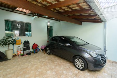 Casa à venda com 154m², 3 quartos e 2 vagasGaragem