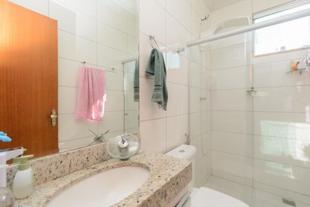 Casa à venda com 154m², 3 quartos e 2 vagasBanheiro da Suíte