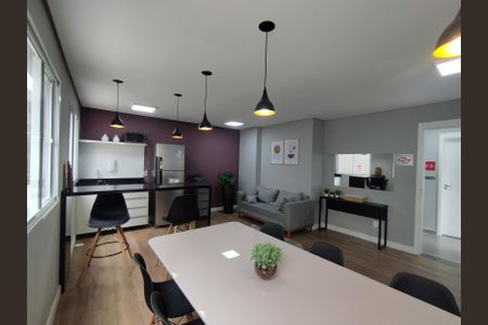 Apartamento à venda com 30m², 2 quartos e sem vaga Apartamento à venda com 30m², 2 quartos e sem vagaÁrea comum - Salão de festas
