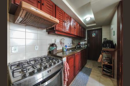 Apartamento à venda com 199m², 4 quartos e 2 vagasCozinha