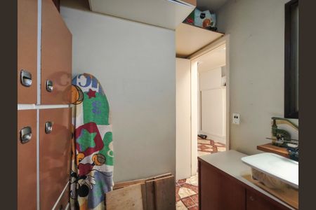 Apartamento à venda com 199m², 4 quartos e 2 vagasQuarto de Serviço