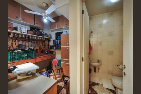 Apartamento à venda com 199m², 4 quartos e 2 vagasQuarto de Serviço