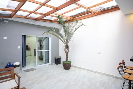 Casa à venda com 160m², 3 quartos e 2 vagasQuintal