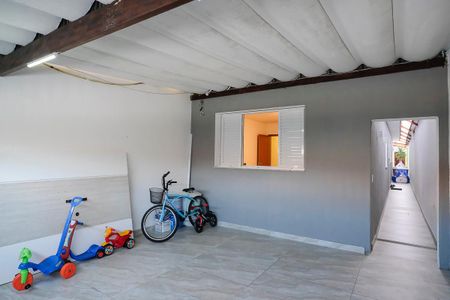 Casa à venda com 160m², 3 quartos e 2 vagasGaragem