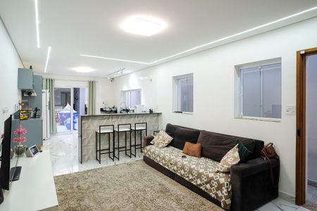 Casa à venda com 160m², 3 quartos e 2 vagasSala
