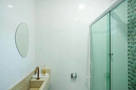 Casa à venda com 160m², 3 quartos e 2 vagasEdícula - Banheiro 