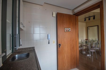 Apartamento à venda com 58m², 2 quartos e 1 vagaCozinha