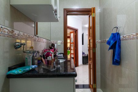 Casa à venda com 350m², 4 quartos e 6 vagas Casa à venda com 350m², 4 quartos e 6 vagasBanheiro 1