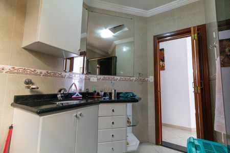 Casa à venda com 350m², 4 quartos e 6 vagas Casa à venda com 350m², 4 quartos e 6 vagasBanheiro 2