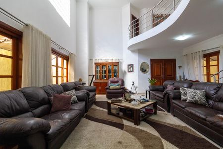 Casa à venda com 350m², 4 quartos e 6 vagasSala