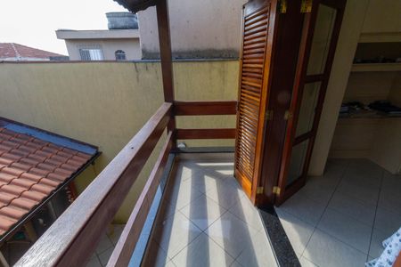 Casa à venda com 350m², 4 quartos e 6 vagas Casa à venda com 350m², 4 quartos e 6 vagasVaranda do Quarto 3