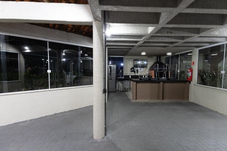 Apartamento à venda com 60m², 2 quartos e 1 vaga Apartamento à venda com 60m², 2 quartos e 1 vagaÁrea comum - Churrasqueira