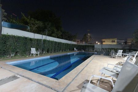 Apartamento à venda com 60m², 2 quartos e 1 vaga Apartamento à venda com 60m², 2 quartos e 1 vagaÁrea comum - Piscina