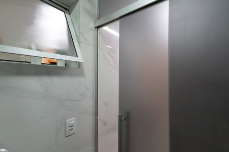 Apartamento à venda com 60m², 2 quartos e 1 vaga Apartamento à venda com 60m², 2 quartos e 1 vagaCozinha e Área de Serviço