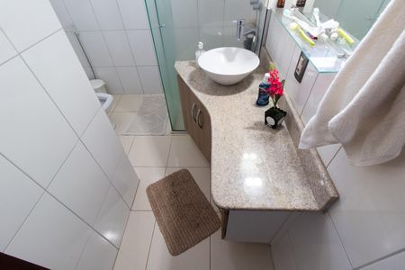 Casa à venda com 315m², 4 quartos e 4 vagasBanheiro