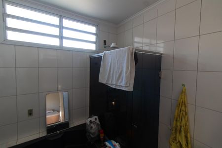 Casa à venda com 315m², 4 quartos e 4 vagasBanheiro da Suíte