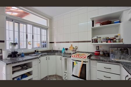 Casa à venda com 315m², 4 quartos e 4 vagasCozinha