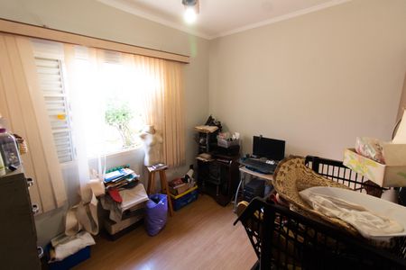 Casa à venda com 315m², 4 quartos e 4 vagasQuarto 2