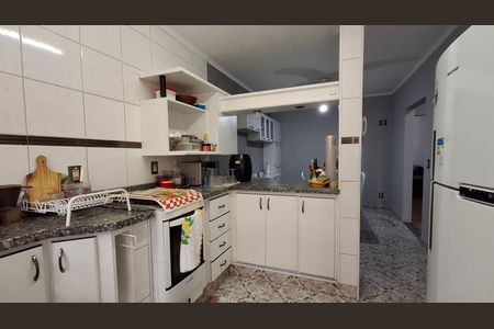 Casa à venda com 315m², 4 quartos e 4 vagasCozinha