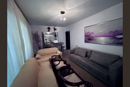 Casa à venda com 316m², 3 quartos e 2 vagas Casa à venda com 316m², 3 quartos e 2 vagasSala