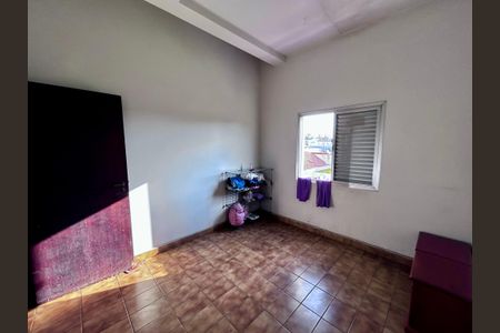 Casa à venda com 316m², 3 quartos e 2 vagas Casa à venda com 316m², 3 quartos e 2 vagasQuarto de Serviço