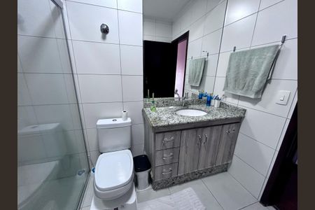 Casa à venda com 316m², 3 quartos e 2 vagas Casa à venda com 316m², 3 quartos e 2 vagasBanheiro